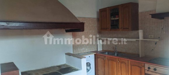 2 Schlafzimmer Haus in Lamporecchio, Italy, Nr. 250985 9
