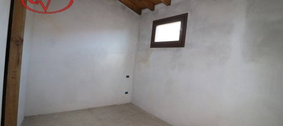 3 Schlafzimmer Haus in Montevarchi, Italy, Nr. 166730 5