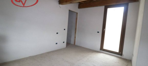 3 Schlafzimmer Haus in Montevarchi, Italy, Nr. 166730 8