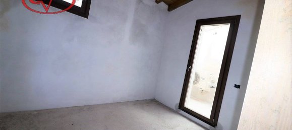 3 Schlafzimmer Haus in Montevarchi, Italy, Nr. 166730 3