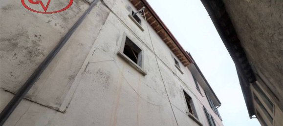 3 Schlafzimmer Haus in Montevarchi, Italy, Nr. 166730 12