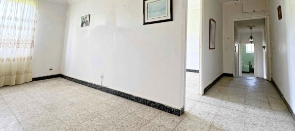 4 غرف نوم منزل في Naron, Spain رقم 35001 40