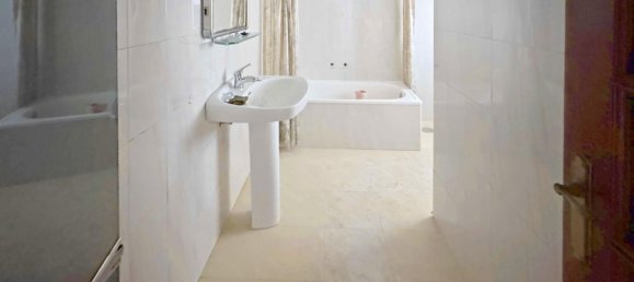 4 غرف نوم منزل في Naron, Spain رقم 35001 30