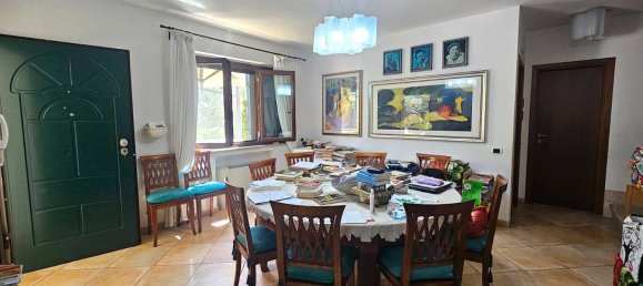 3 bedrooms House in Sabaudia, Italy No. 293183 4