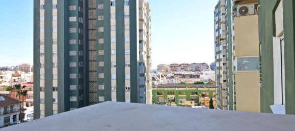 Apartamento de 3 dormitorios en Fuengirola, Spain No. 185090 3