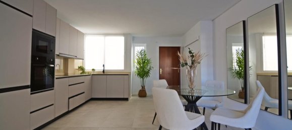 Apartamento de 3 dormitorios en Fuengirola, Spain No. 185090 8