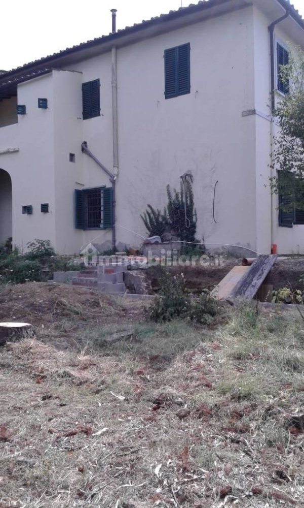 8 bedrooms House in Florence, Italy No. 48616