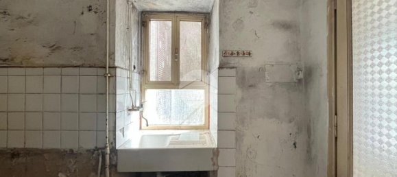 Apartamento de 2 dormitorios en Barge, Italy No. 287110 6