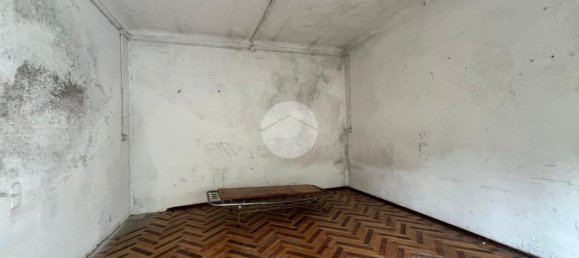 Apartamento de 2 dormitorios en Barge, Italy No. 287110 4