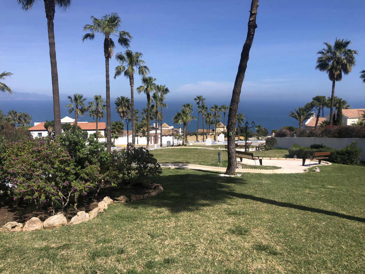  قطعة أرض في Chullera, Spain رقم 123377