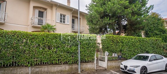 3 rooms Apartment in Sirmione, Italy No. 286557 8