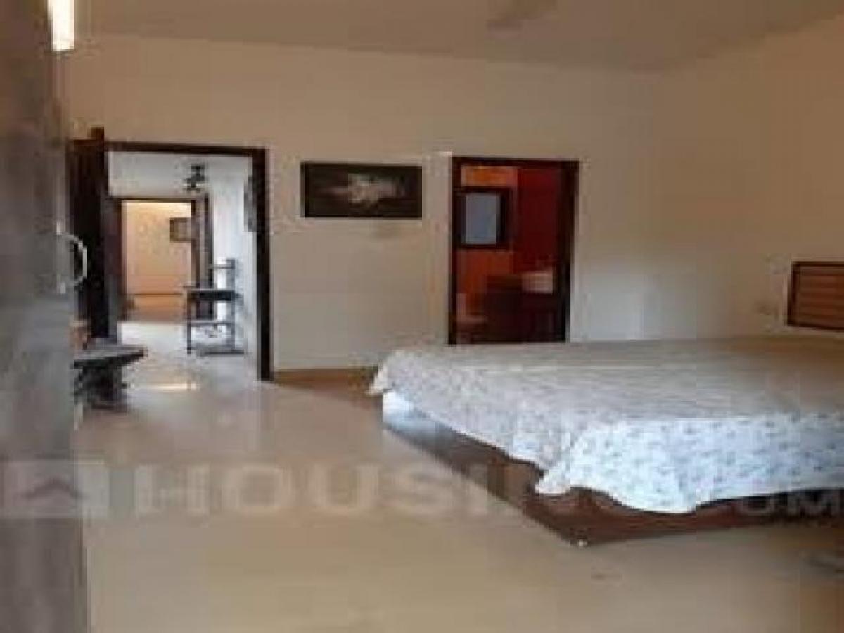 2 bedrooms House in Noida, India No. 68062