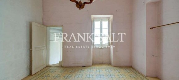 Casa T3 em Victoria, Malta N.º 813 7