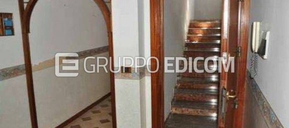 6 rooms Apartment in Palermo, Italy No. 207916 6