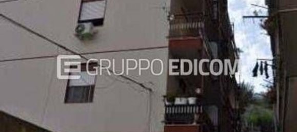 6 rooms Apartment in Palermo, Italy No. 207916 3