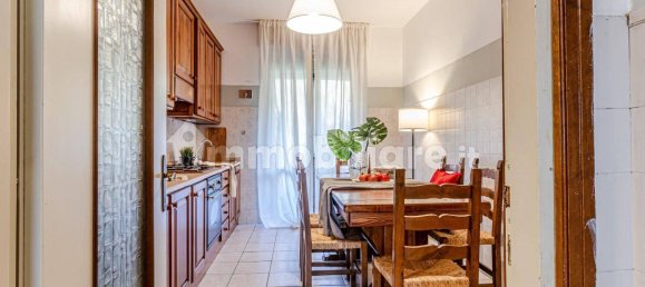 3 bedrooms Apartment in Volterra, Italy No. 51238 3