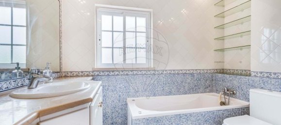 Villa de 4 dormitorios en Cascais, Portugal No. 54699 18