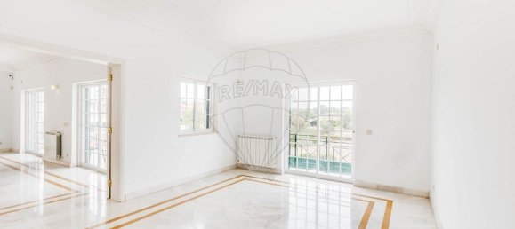 Villa de 4 dormitorios en Cascais, Portugal No. 54699 4