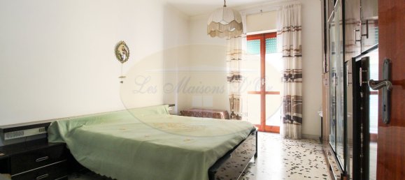 3 Schlafzimmer Wohnung in Pontecagnano Faiano, Italy, Nr. 342211 5