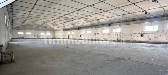 Almacén en Terni, Italy 1898 m² No. 353874 5