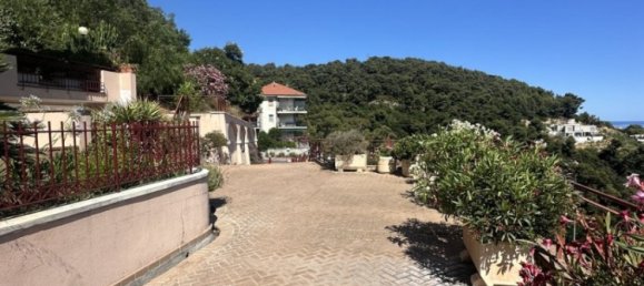 2 Schlafzimmer Doppelhaus in Vallecrosia, Italy, Nr. 300290 25