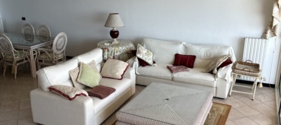 2 Schlafzimmer Doppelhaus in Vallecrosia, Italy, Nr. 300290 17