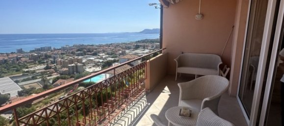 2 Schlafzimmer Doppelhaus in Vallecrosia, Italy, Nr. 300290 2