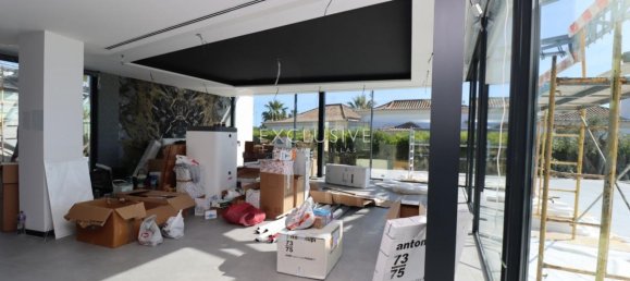 4 Schlafzimmer Villa in Lagoa, Portugal, Nr. 7695 5