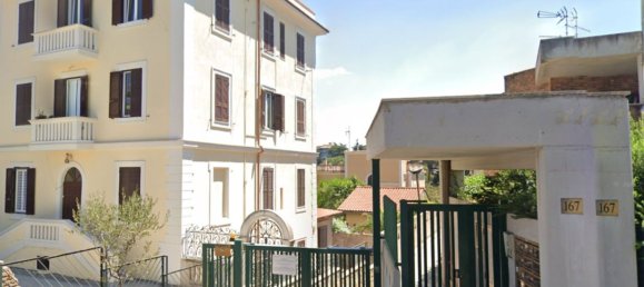 4-Zimmer Wohnung in Rome, Italy, Nr. 194468 9