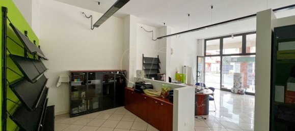 Imóvel comercial em Montegrotto Terme, Italy 80 m² N.º 303425 8