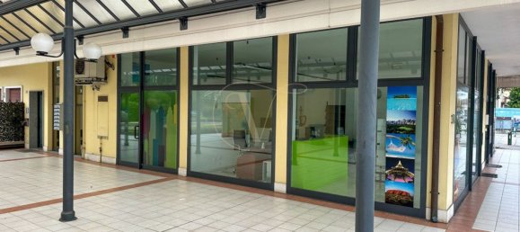 Imóvel comercial em Montegrotto Terme, Italy 80 m² N.º 303425 22