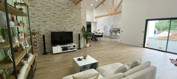 4 chambres Maison à Ille-et-Vilaine, France No. 361108 14