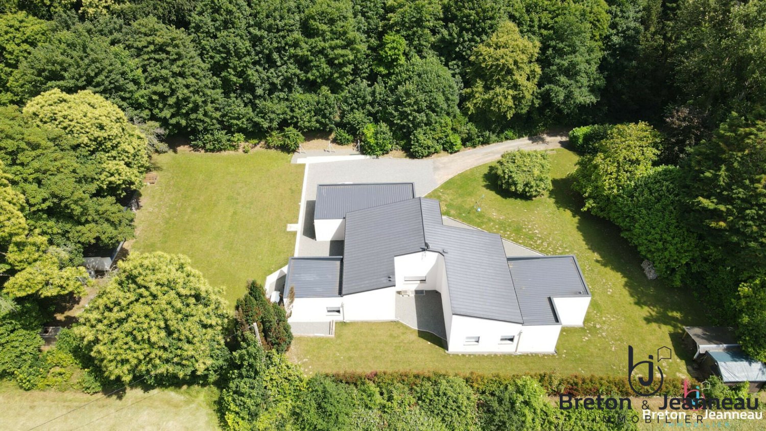 4 chambres Maison à Ille-et-Vilaine, France No. 361108