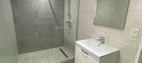 4 chambres Maison à Ille-et-Vilaine, France No. 361108 3