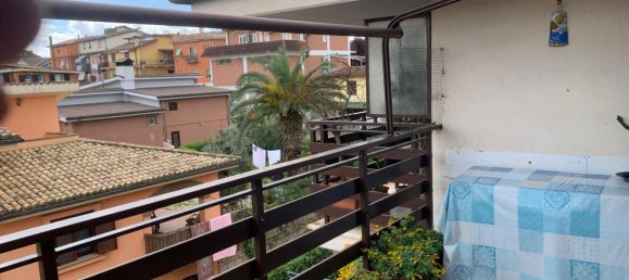 3-salle Appartement à Fonte Nuova, Italy No. 11218 24