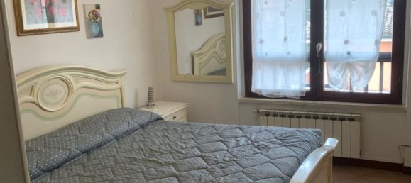 3-salle Appartement à Fonte Nuova, Italy No. 11218 5