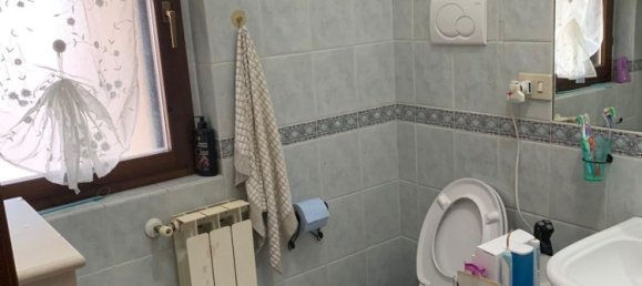 3-salle Appartement à Fonte Nuova, Italy No. 11218 11