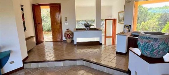 5 bedrooms Villa in Palau, Italy No. 19384 16