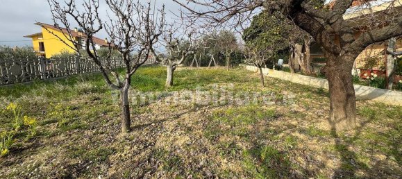 Casa de 4 dormitorios en Ancarano, Italy No. 174554 28