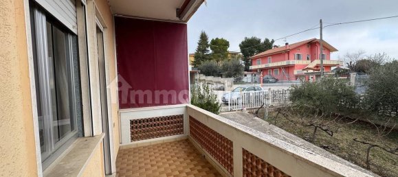 Casa de 4 dormitorios en Ancarano, Italy No. 174554 64