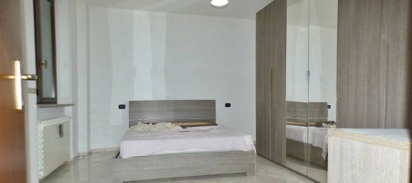 3 bedrooms Apartment in Sesto Calende, Italy No. 161017 12