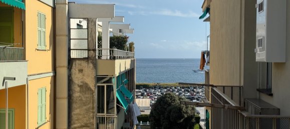 Apartamento de 4 habitaciónes en Chiavari, Italy No. 267124 25