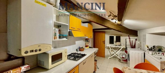 4غرفة شقة في Jesi, Italy رقم 102844 3