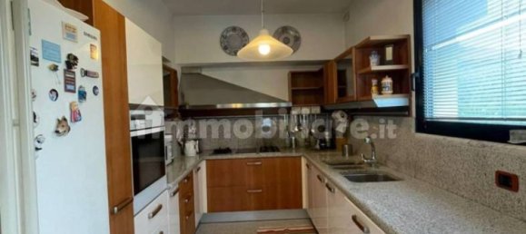 3 bedrooms House in Carrara, Italy No. 189026 5