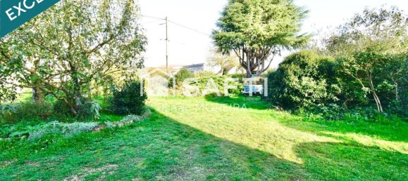 5 bedrooms House in Nogent-le-Roi, France No. 152370 15