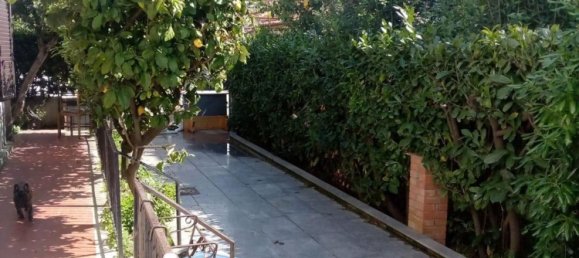 5-salle Villa à Carrara, Italy No. 51182 7