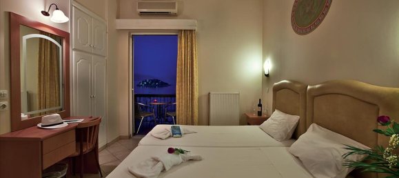 1450m² Townhouse in Argolis, Greece No. 4711 12