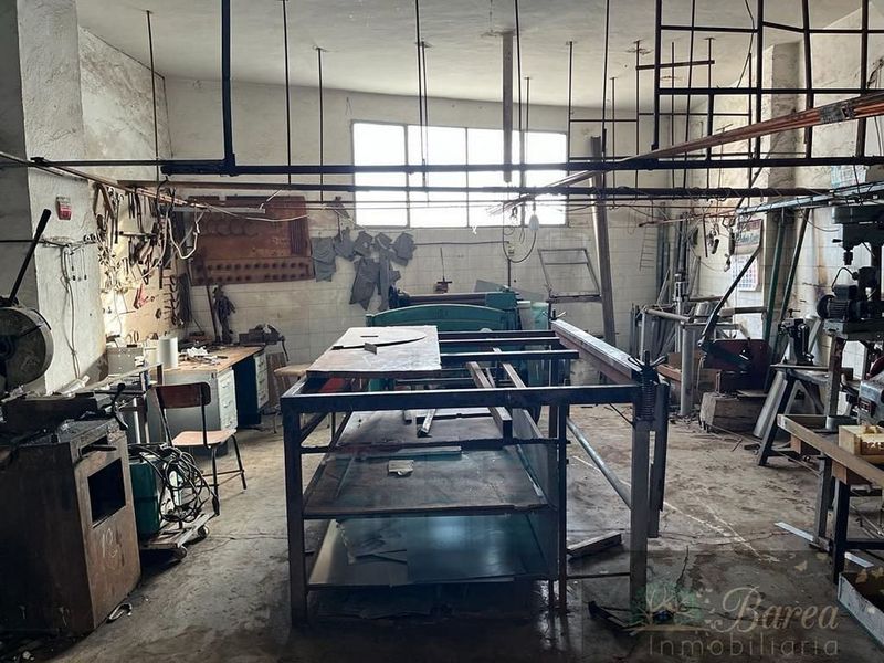 Propiedad comercial de 3 dormitorios en Rute, Spain No. 220045