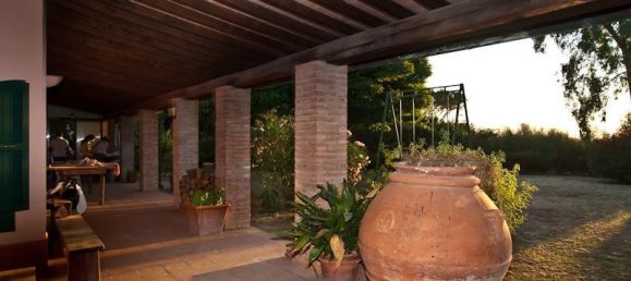 6 rooms Villa in Peccioli, Italy No. 155249 9