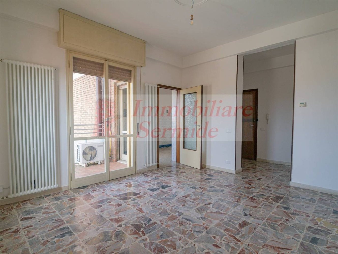 2 bedrooms Apartment in Sermide e Felonica, Italy No. 85487